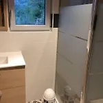 Maisonnette Dans Un Ecrin De Pierre Et De Verdure * Cabrerets
